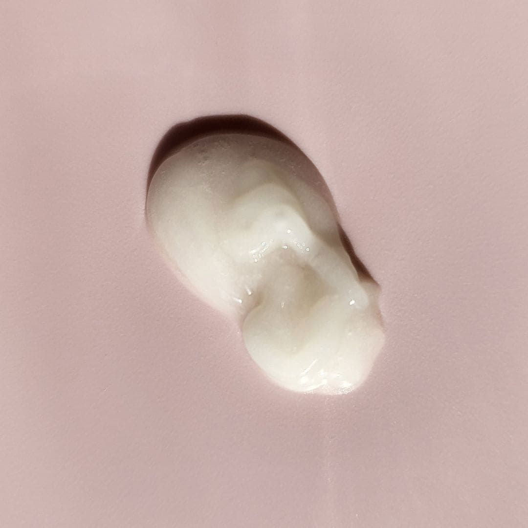 La Verne Lumiere Collagen Niacinamide White Tea Tree Emulsion - Miessential